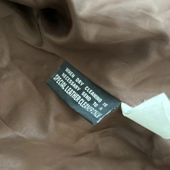 Genuine Wilson’s Leather Coat - Picture 5 of 8